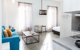 Beautiful Apt Near Monastiraki Sqr